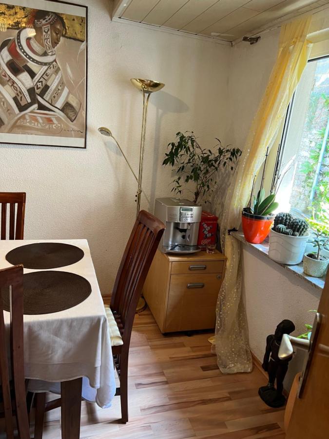 Gaestehaus Linden -Zweibettzimmer Buitenkant foto